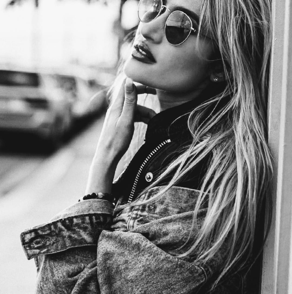 Meet your Posher, Maci